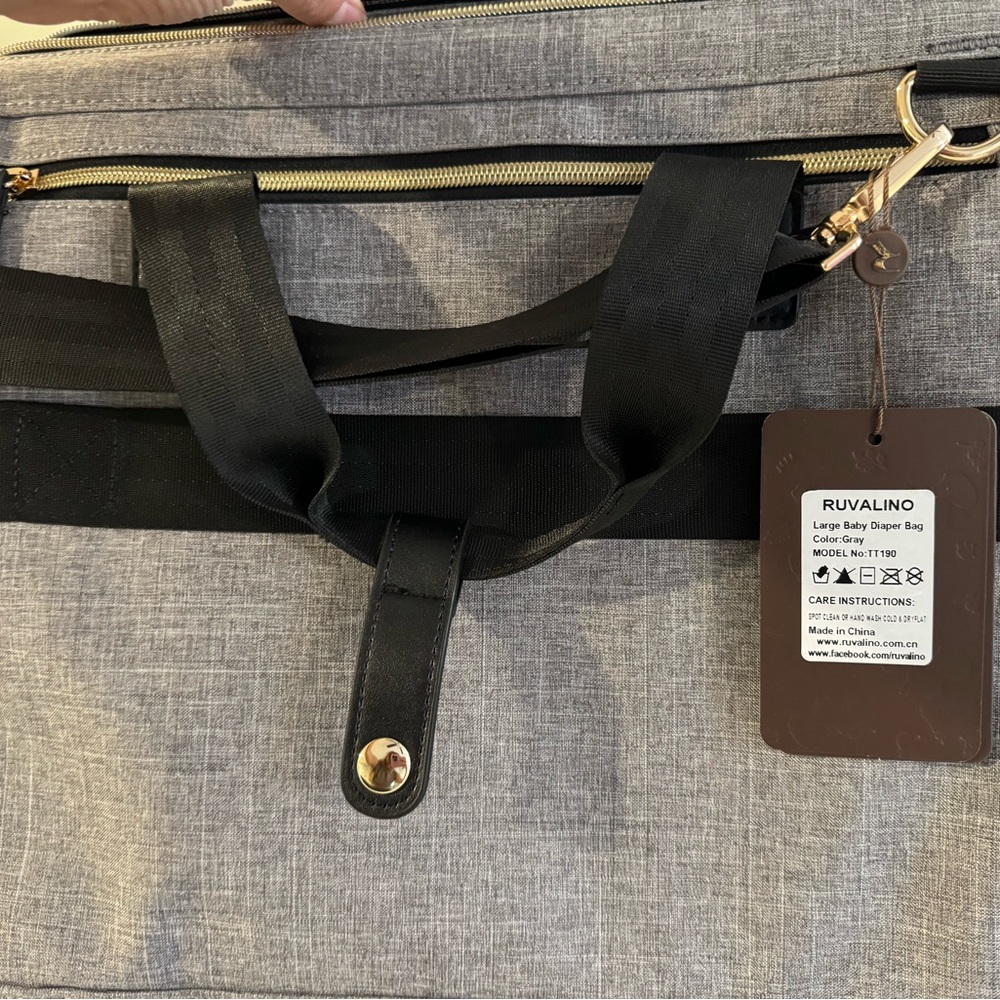 Gray diaper bag - Picture 3 of 3